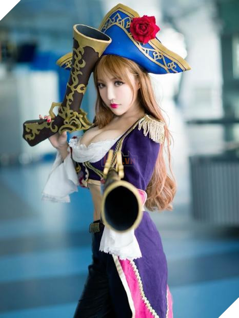 anh cosplay lmht 18+